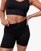 WOE WOMEN'S HIGH-RISE AURA SHORT 5" BLACK